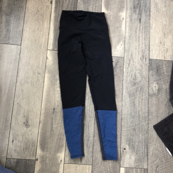 Onzie Flow Leggings Size XS - Picture 8 of 8